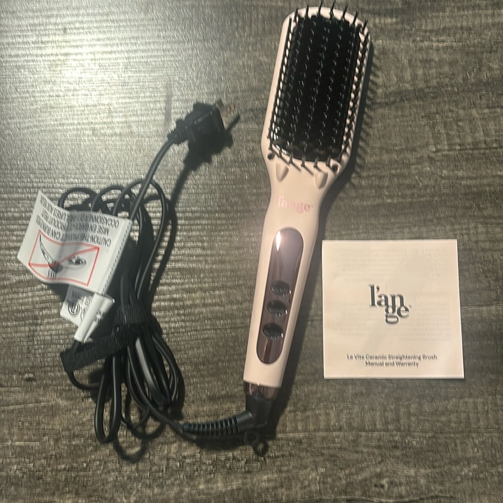 NWOB l’ange ceramic straightening brush